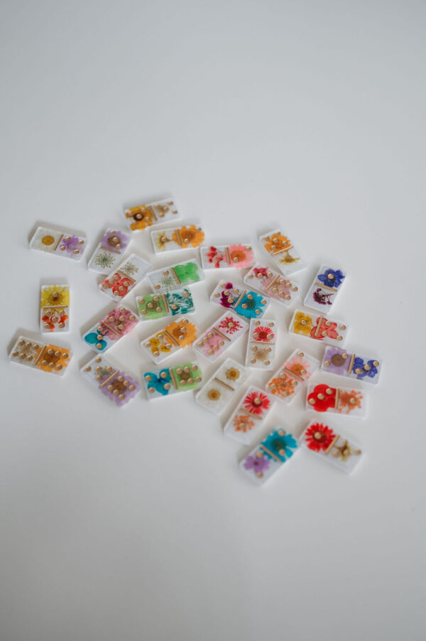 Domino Set Floral / White  (Set of 27) - Image 4