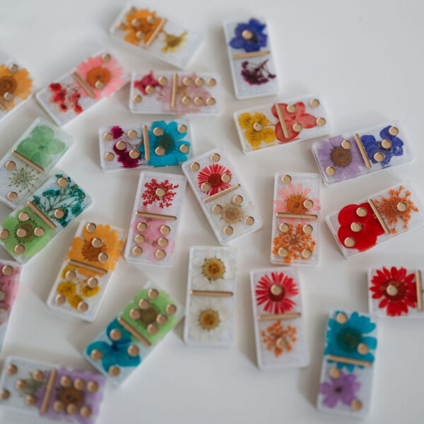 Domino Set Floral / White  (Set of 27)