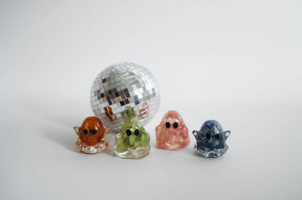 Floral Ghost Figurine (Lamp Base not included) - Image 6
